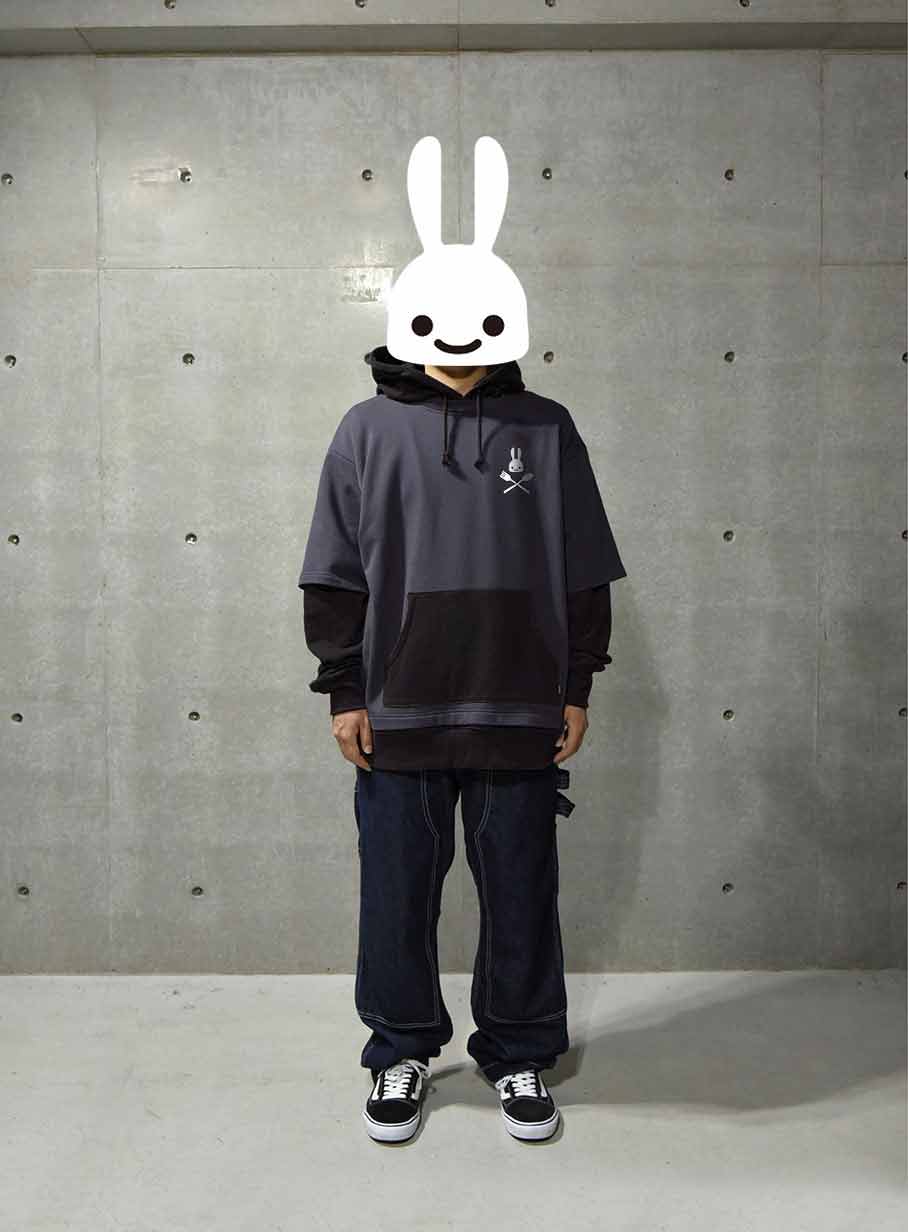 Tシャツを重ね着パーカー