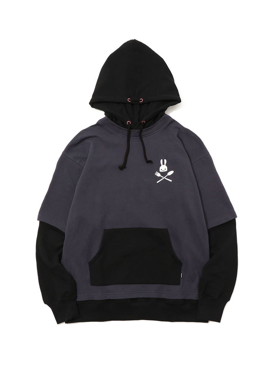 Tシャツを重ね着パーカー