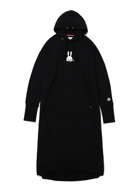 女性のロングパーカーワンピース