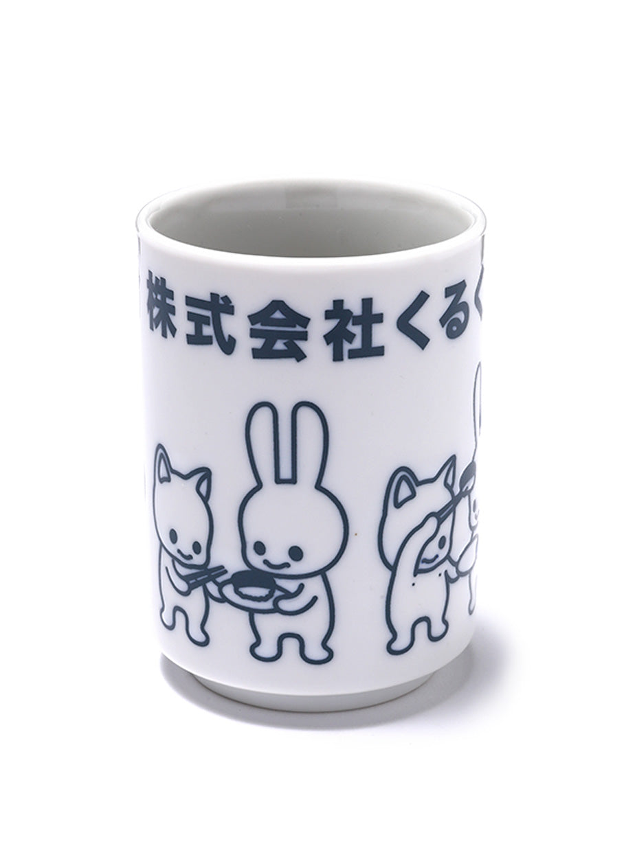 株式会社くるくるわんわん寿司の湯のみ ウサギとネコ