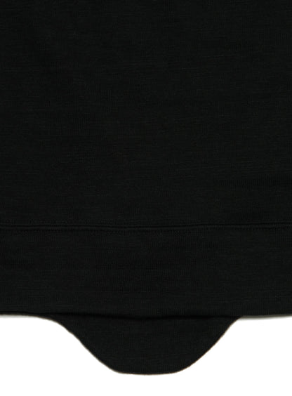 検品スタッフ 耳付きTシャツ