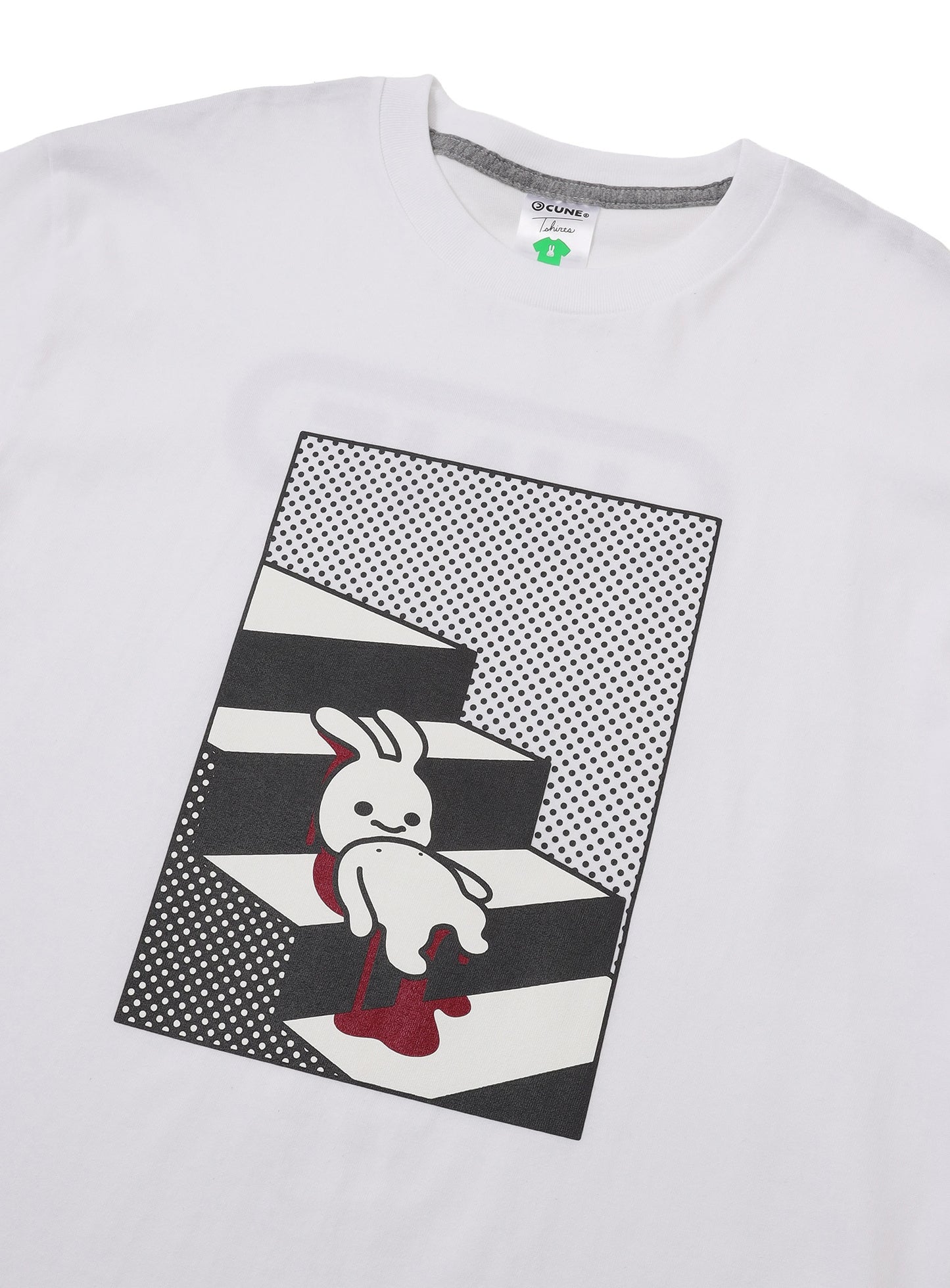 S/S Tee 階段