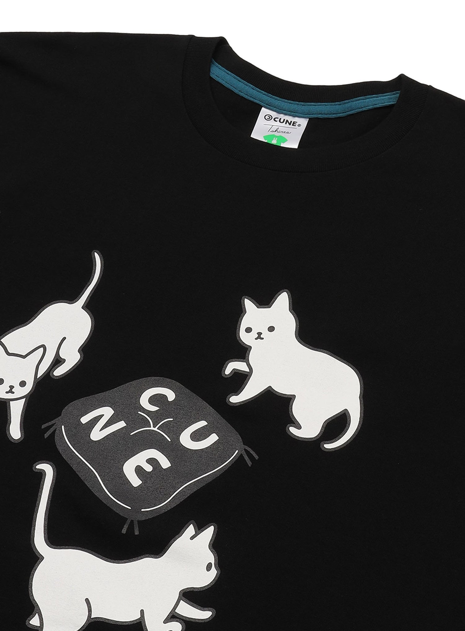 S/S Tee 猫3匹