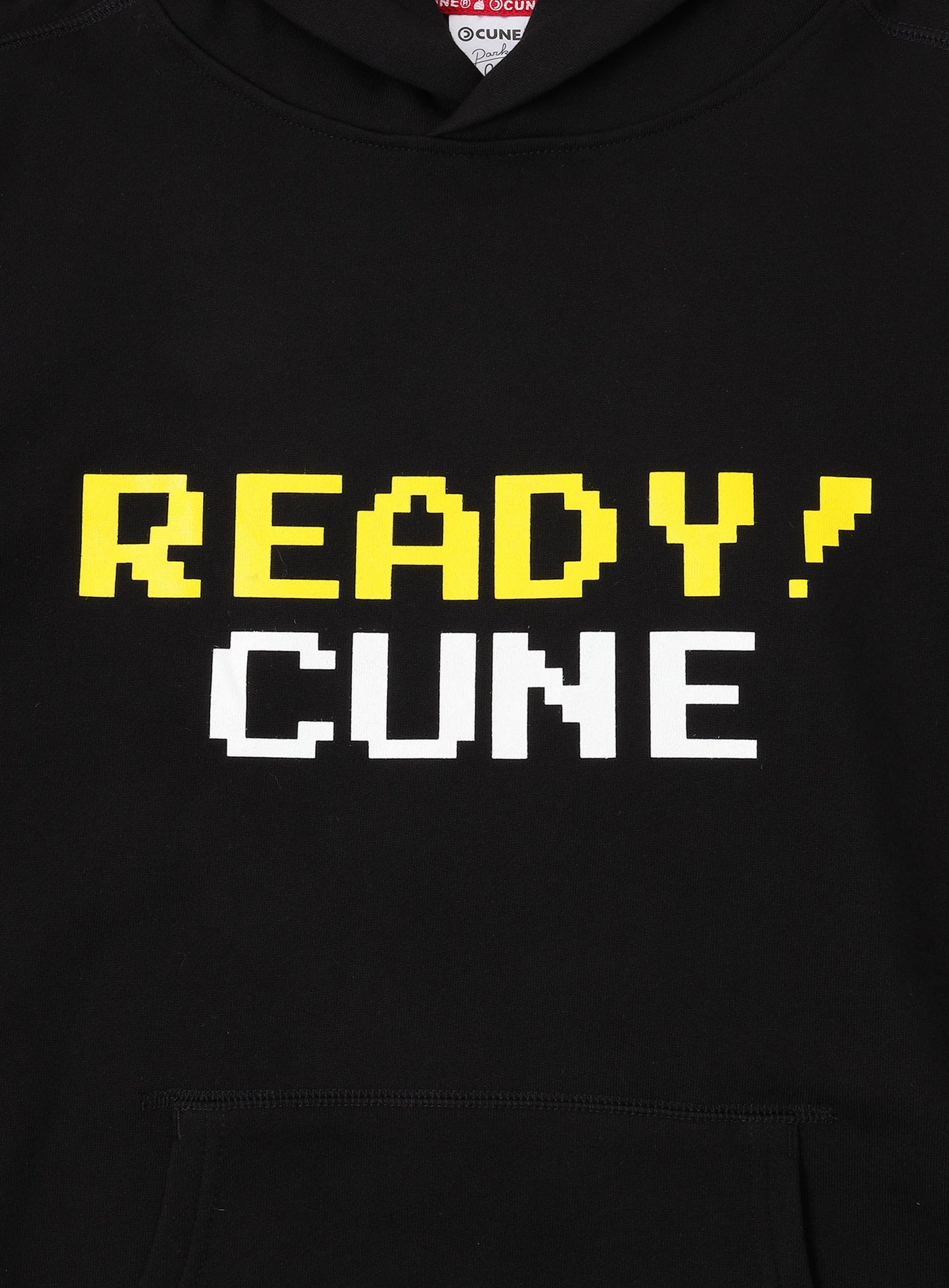 PAC-MAN COLLAB PULL PARKA 食べられるウサギ