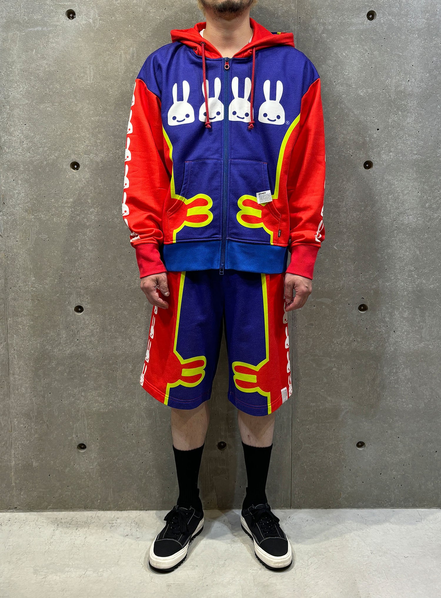 レッドエナジースウェットジップパーカー