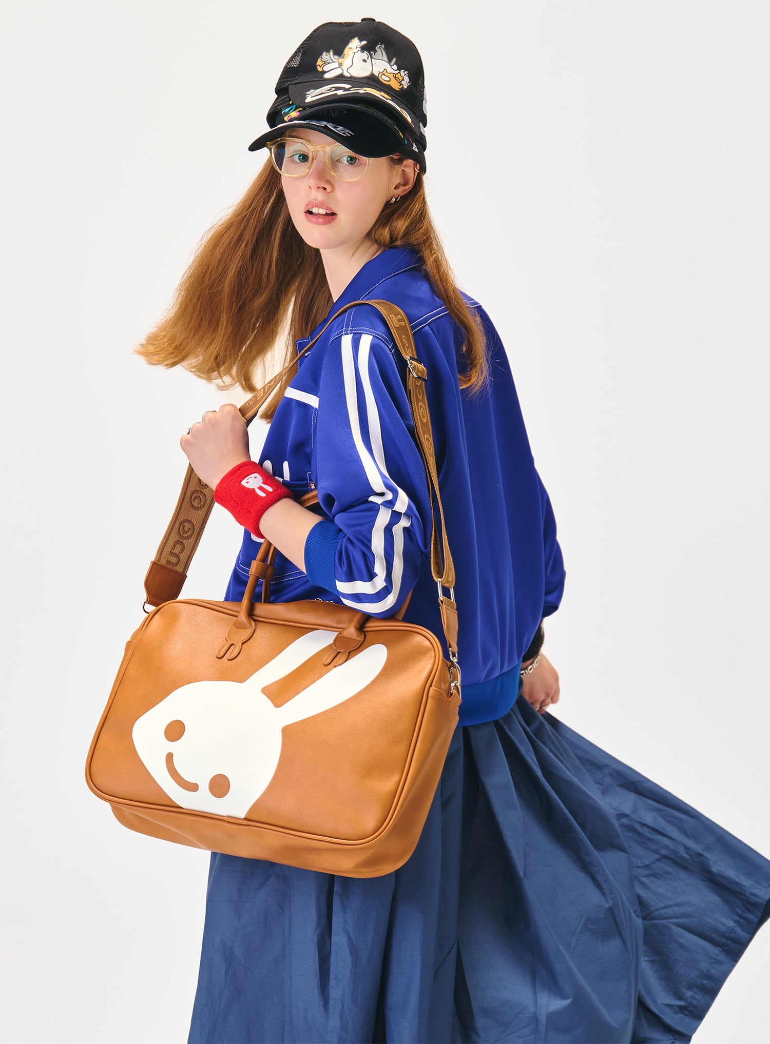 合皮のショルダーバッグ