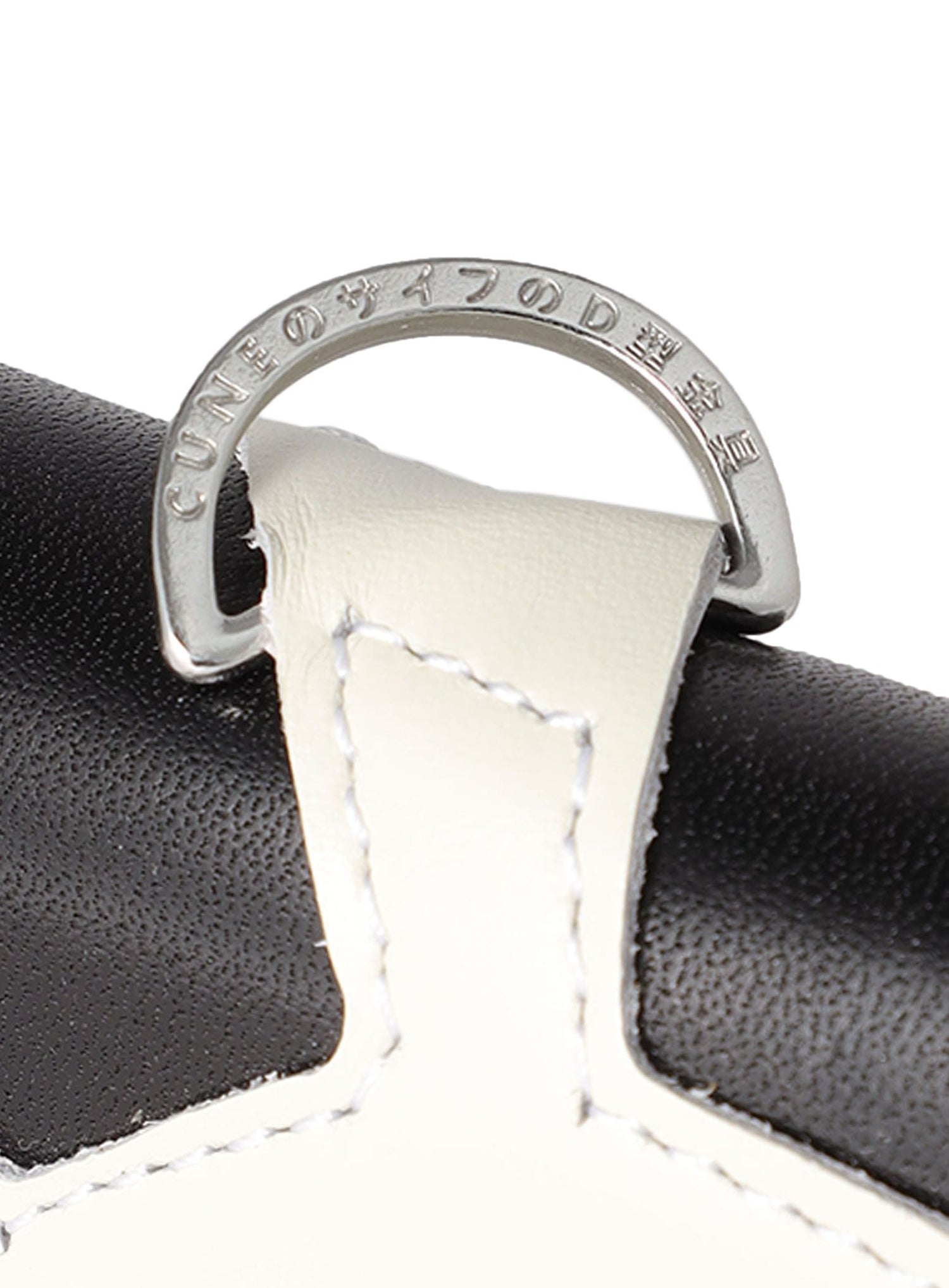 レザー首掛けマルチケース