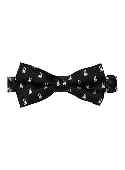 蝶ネクタイ ウサギが並んでる