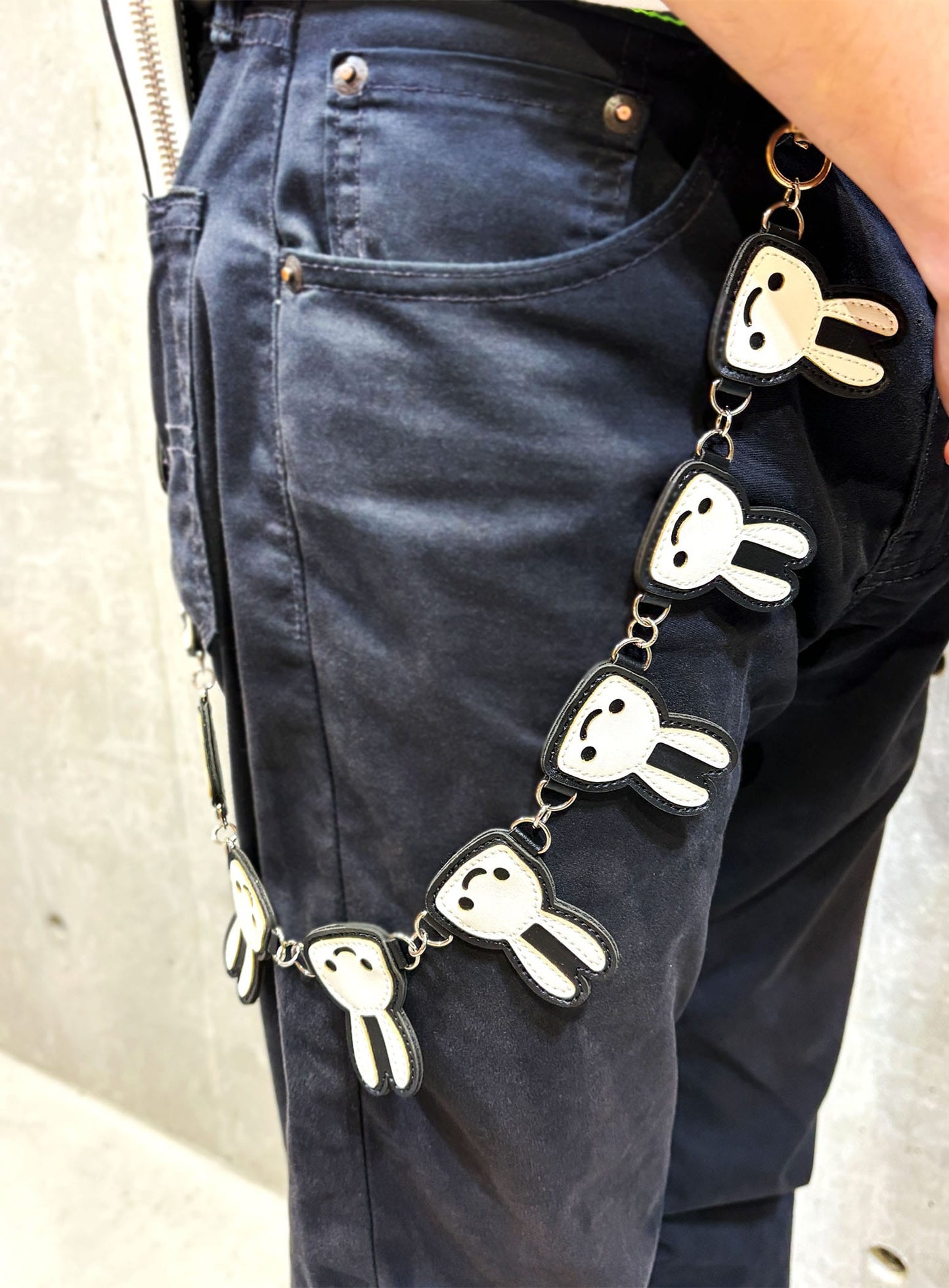 合皮のウサギチェーン