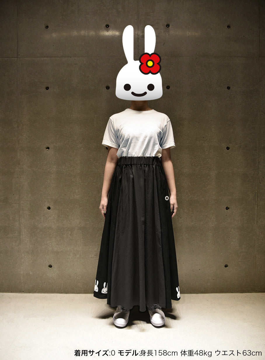 ウエストゴムのフレアスカート