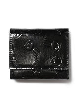 エナメルエンボス三つ折りウォレット