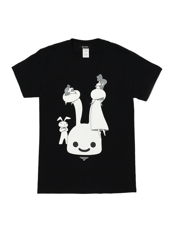 23rd COLLAB T-SHIRT クレヨンしんちゃん背後にぬいぐるみ