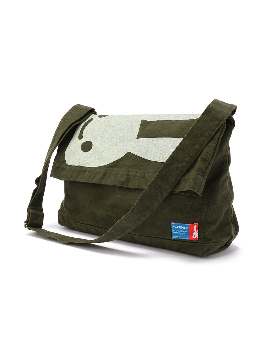 帆布ショルダーバッグ