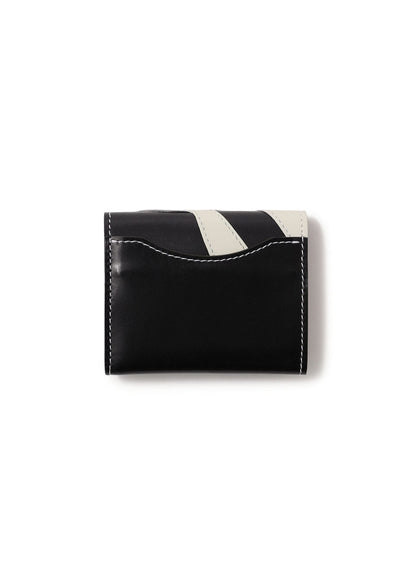 レザー三つ折りウォレット