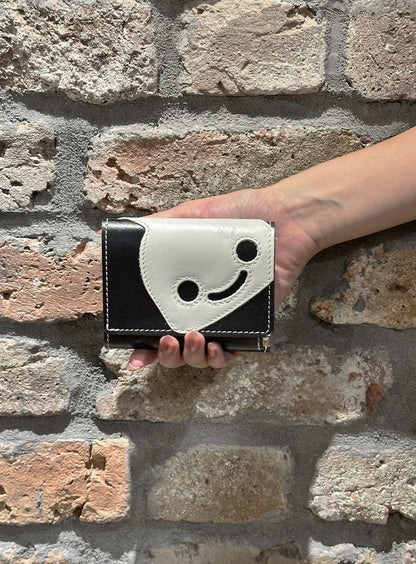 レザー三つ折りウォレット