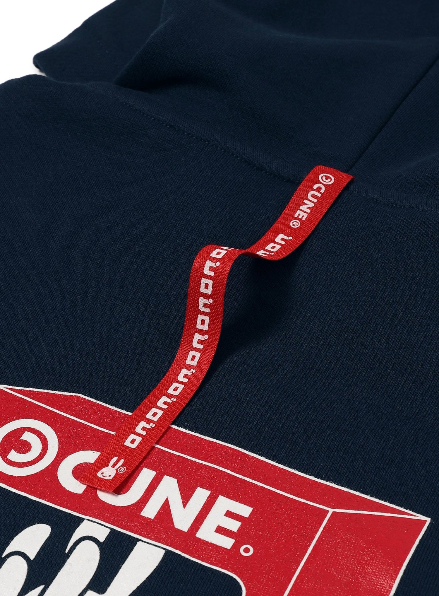 CUNE ZIP PARKA 自動販売機