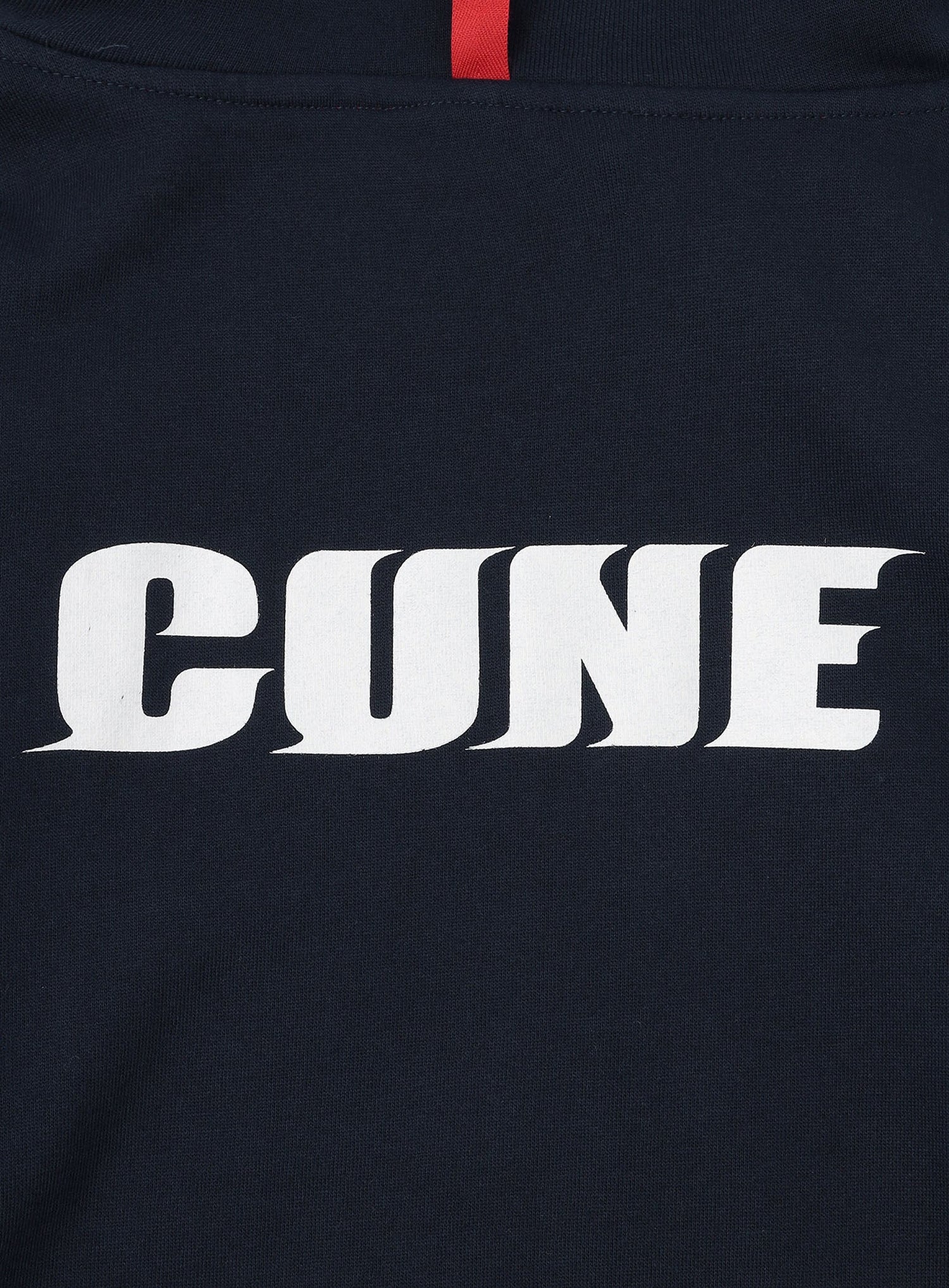 CUNE PULL PARKA 走り