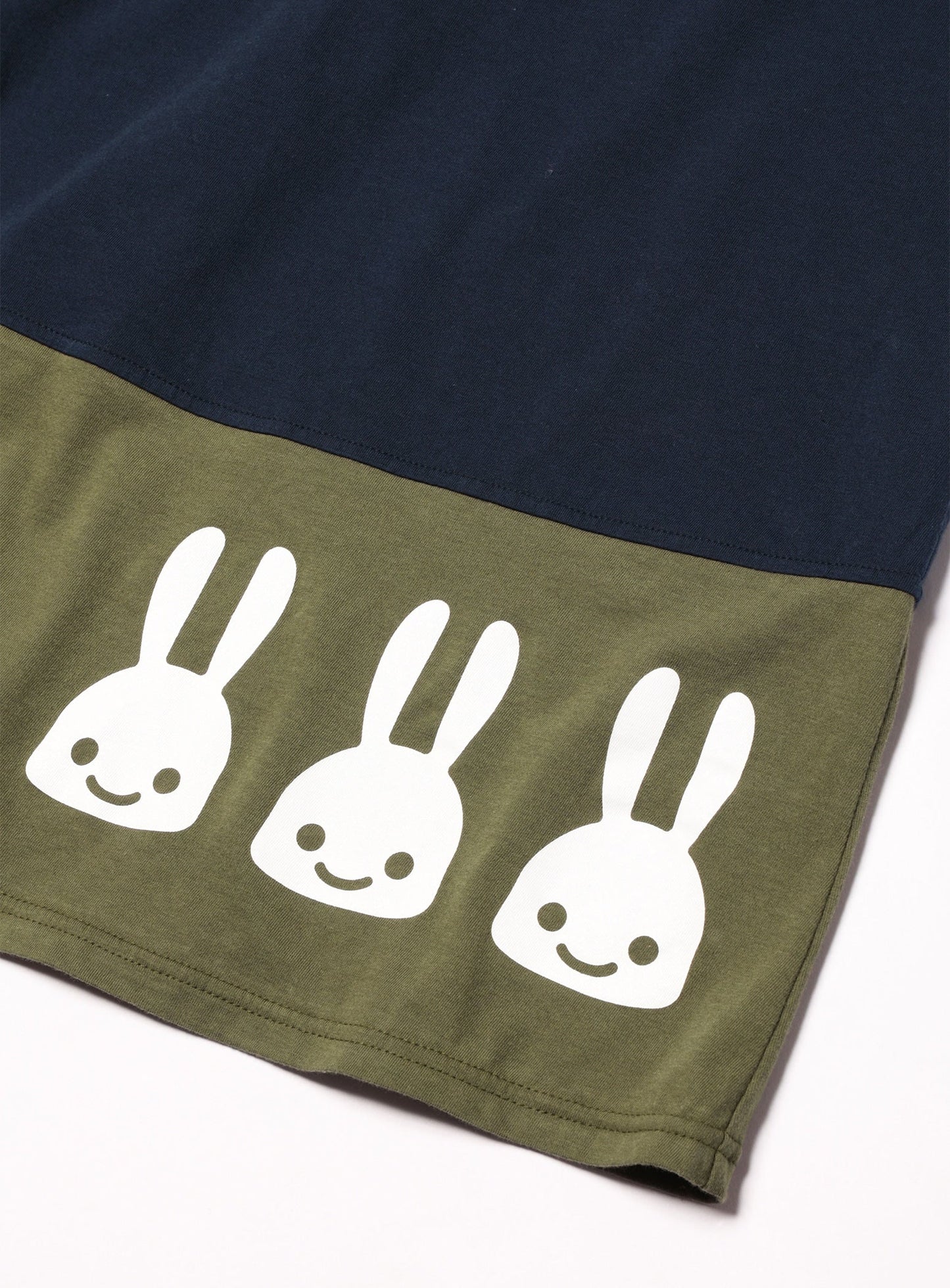 モックネックワンピース