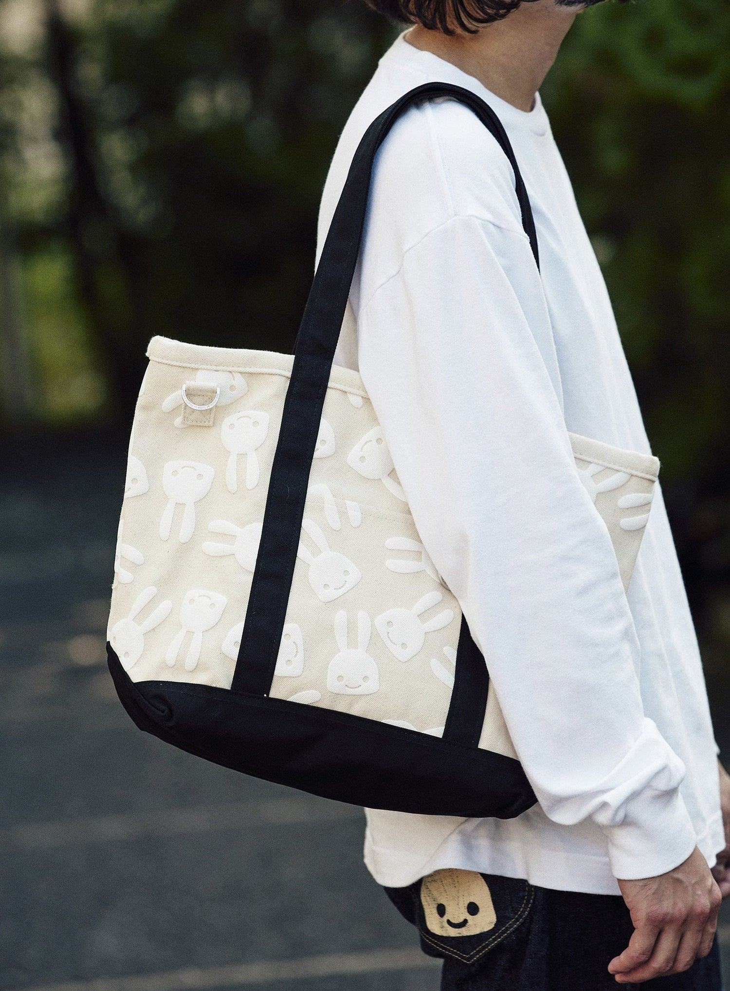 発泡プリントショルダートートバッグ M