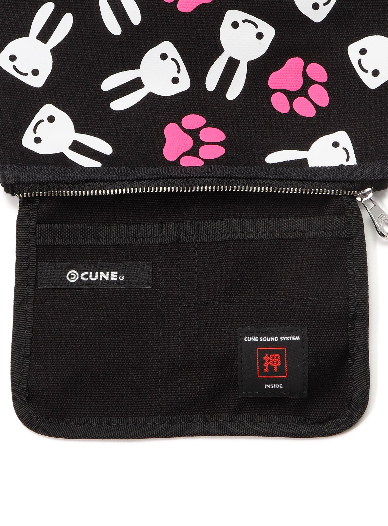 発泡プリントショルダーポーチ 29th 肉球 – CUNE