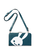 合皮のウォレットバッグ