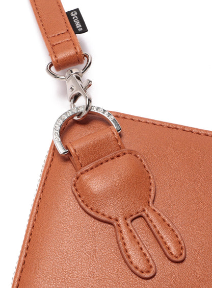 合皮のウォレットバッグ