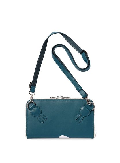 合皮のウォレットバッグ