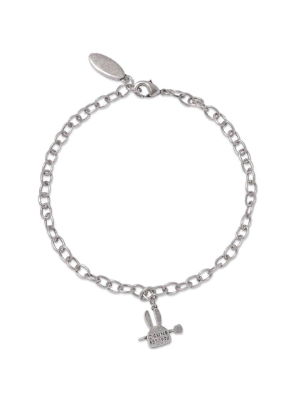 ダーツの矢とウサギブレスレット