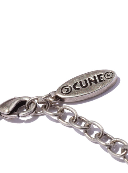 ダーツの矢とウサギブレスレット