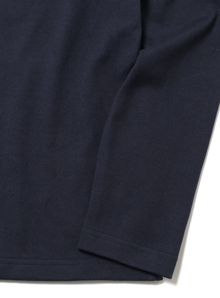 ボートネックカットソー