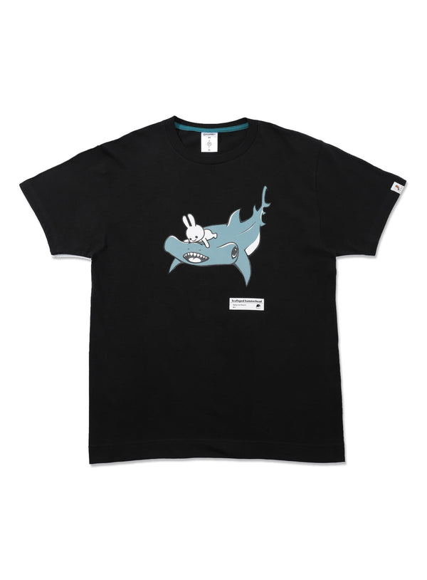 水族館のおみやげTシャツ アカシュモクザメ