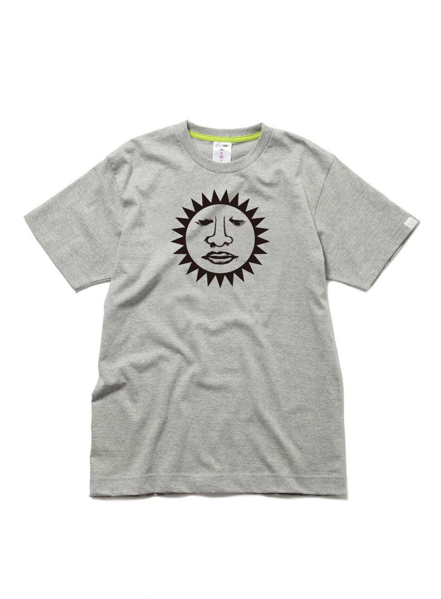 CUNE 復刻Tシャツ 太陽