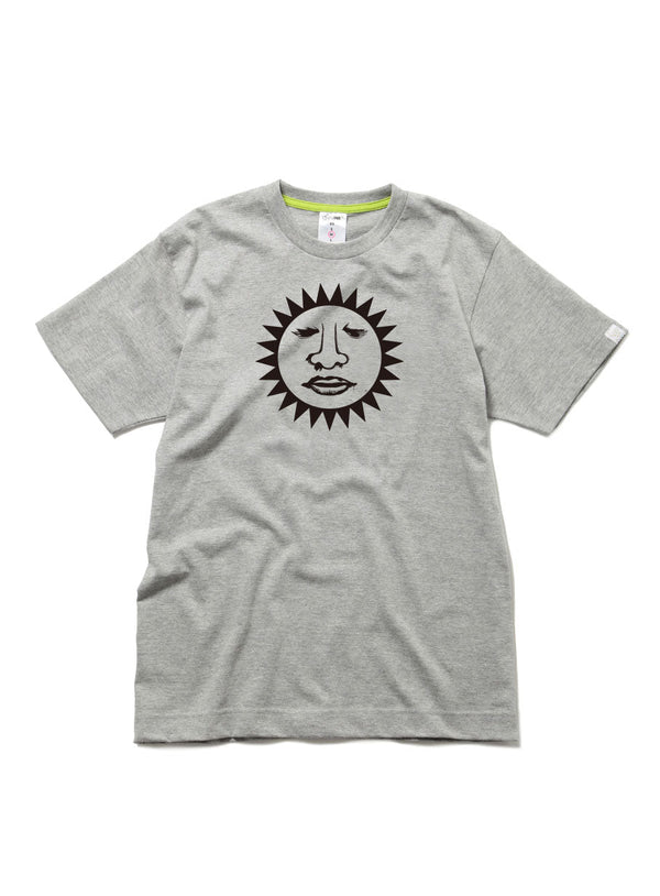 CUNE 復刻Tシャツ 太陽
