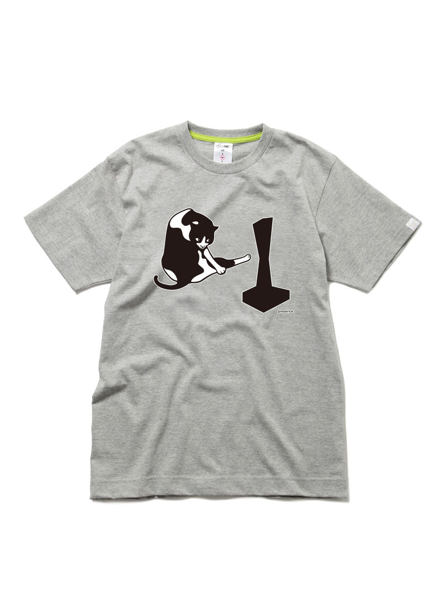 CUNE 復刻Tシャツ PRESENCE