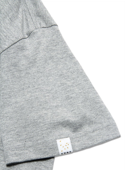 CUNE 復刻Tシャツ PRESENCE