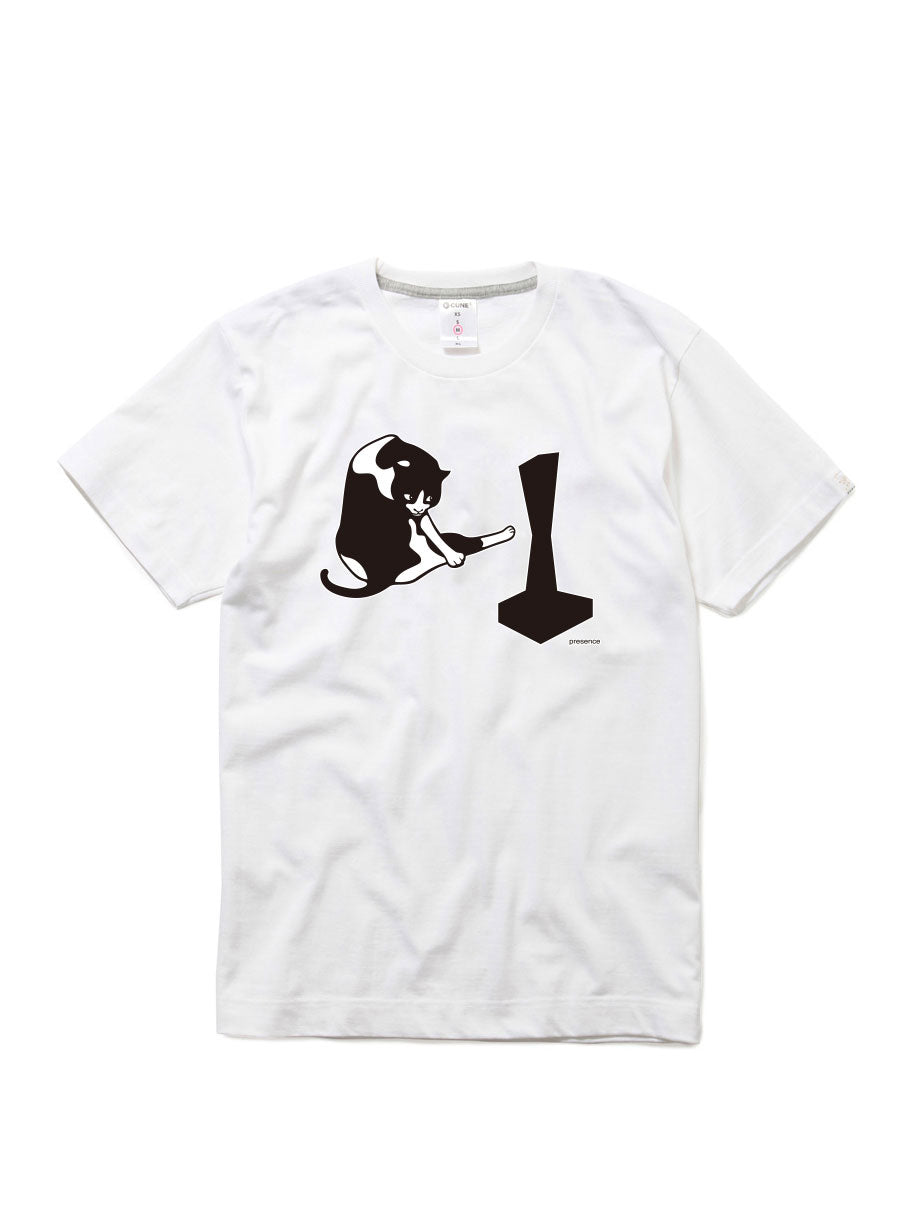 CUNE 復刻Tシャツ PRESENCE
