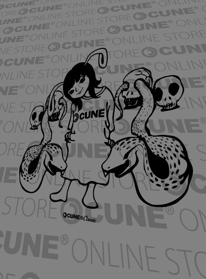 CUNE 復刻Tシャツ ヘビと子供