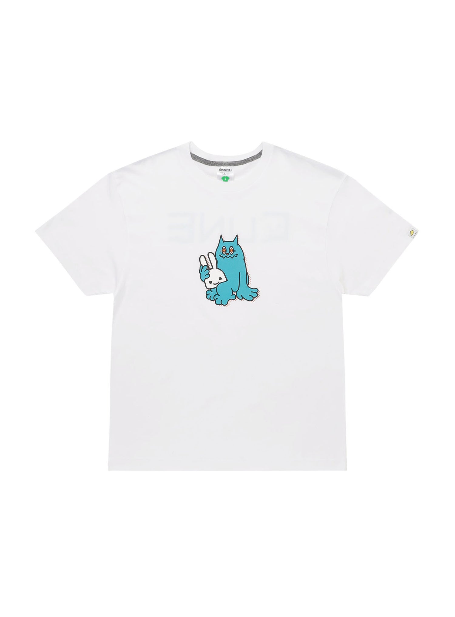 S/S Tee ひざの上