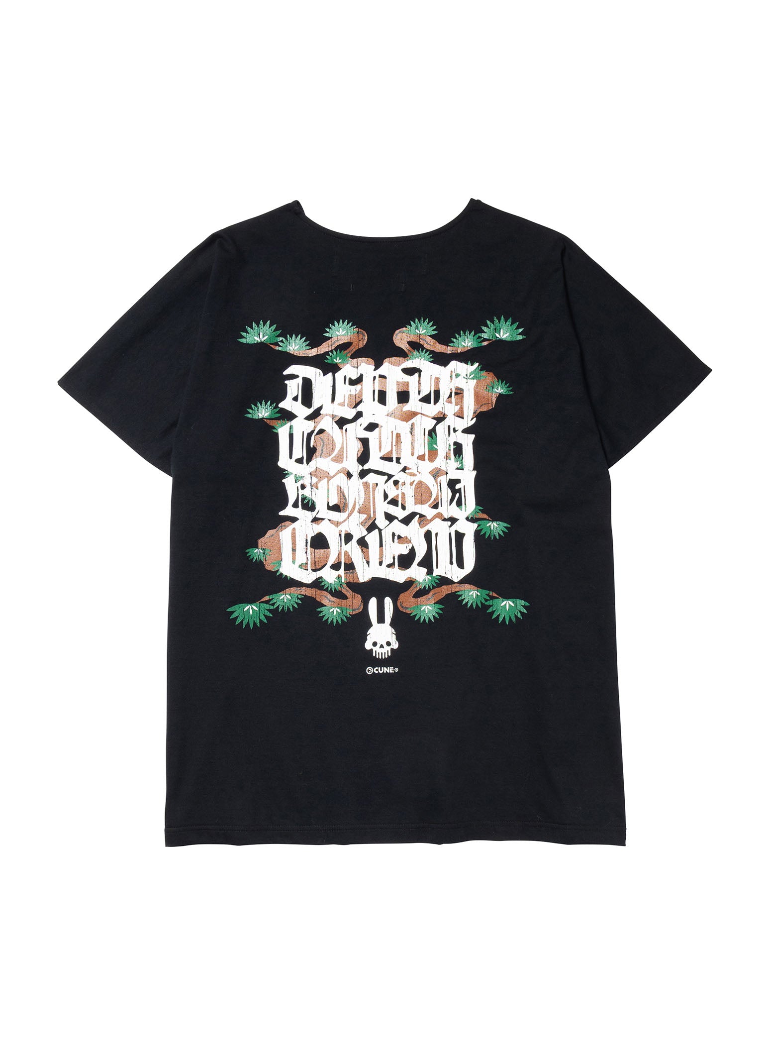 DCBC 四角い大きいTシャツ – CUNE