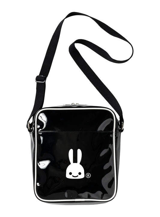 エナメルショルダーバッグ