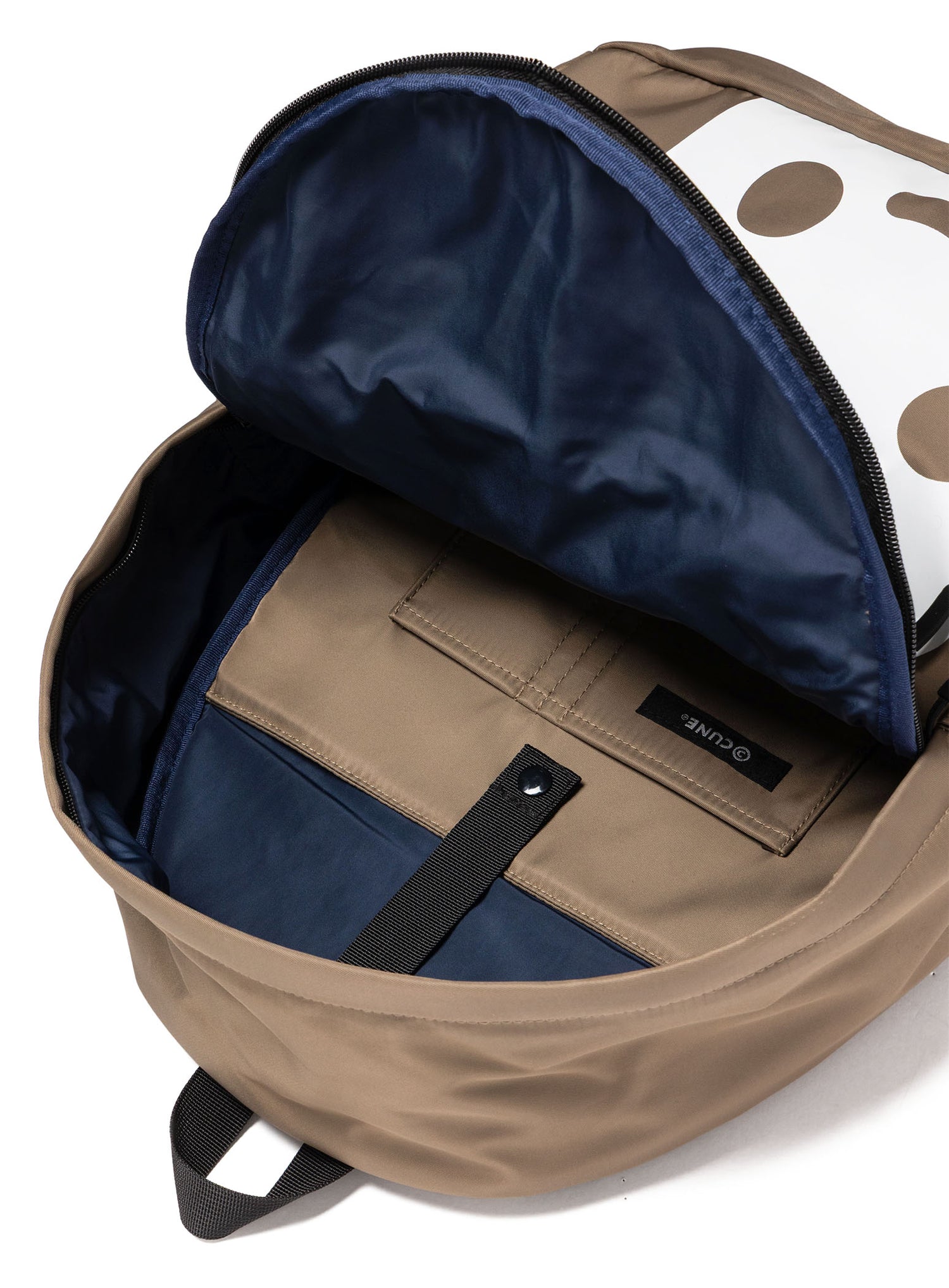 ななめジップバックパック