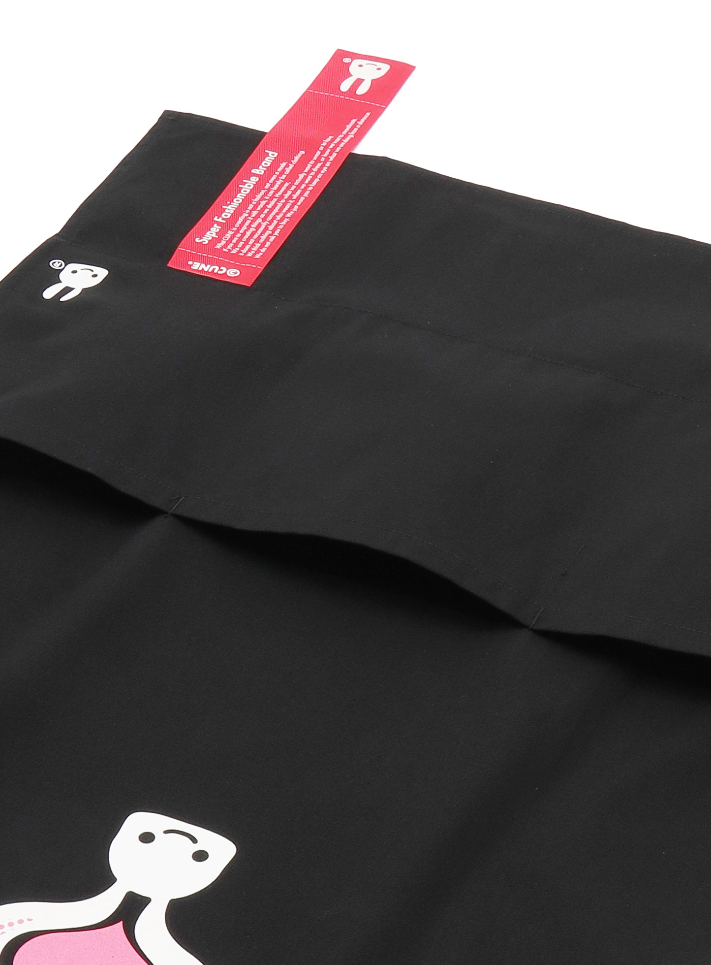 CUNE APRON 耳ハート