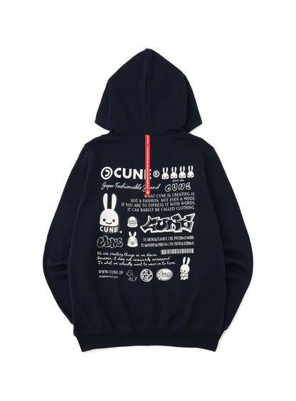 CUNE ZIP PARKA ロゴと文章