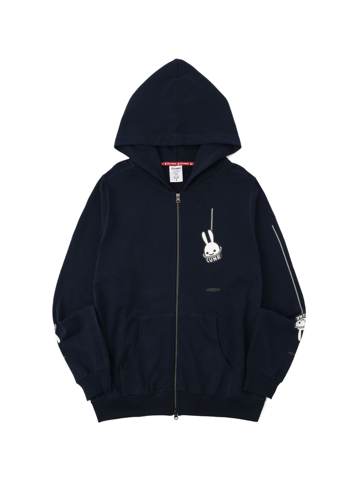 CUNE ZIP PARKA 吊るす
