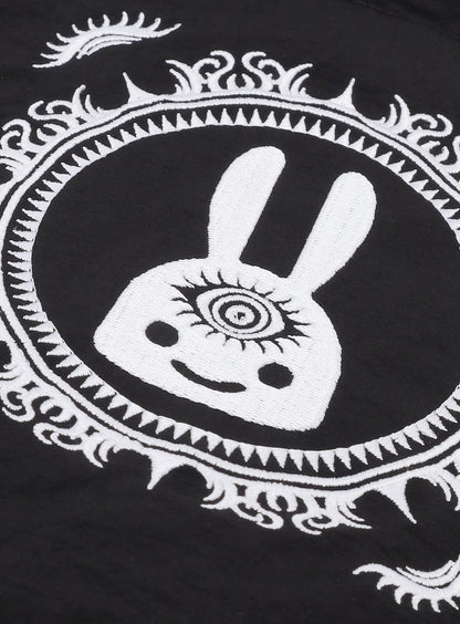 目の刺繍巾着バッグ